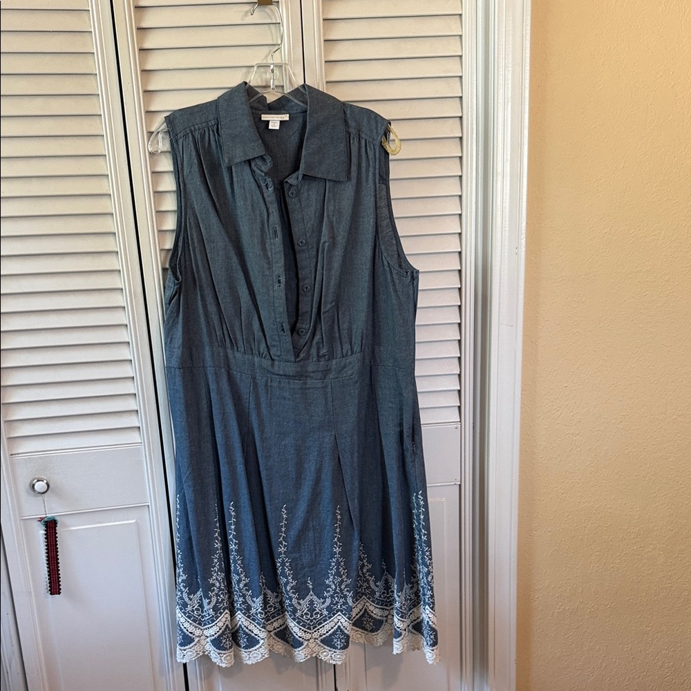 Chic Denim Blue Midi Dress with White Embroidery